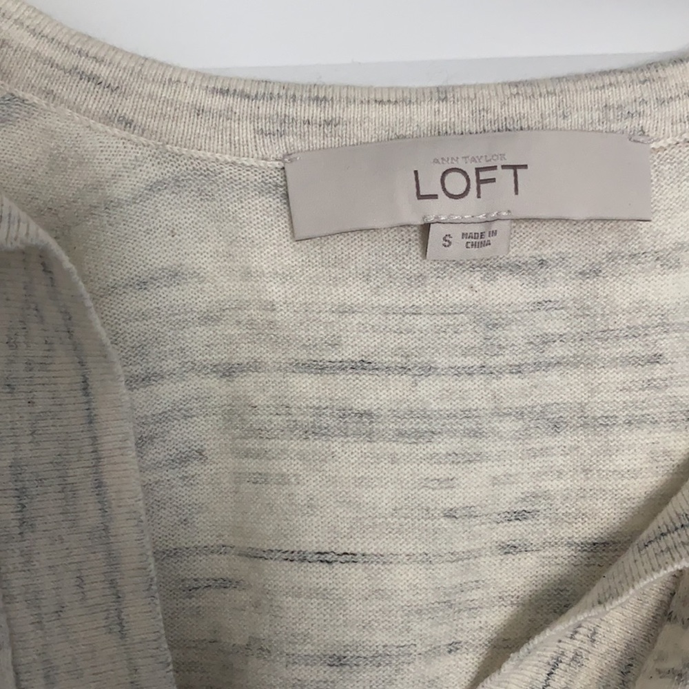 LOFT Pullover - Picture 2 of 3